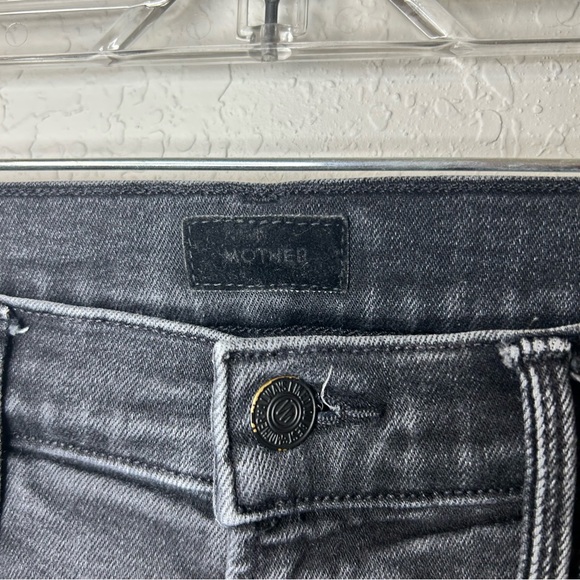 MOTHER The Rambler Zip Ankle Jeans Vroom Size 27 - Picture 3 of 10